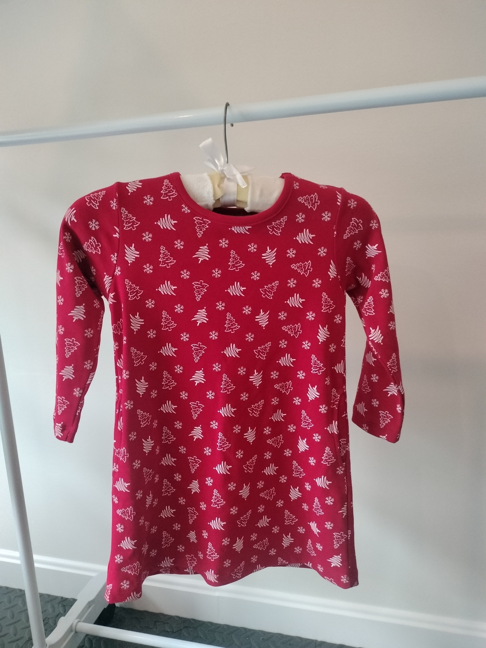 Girls' Red Holiday Tree Print Nightdress